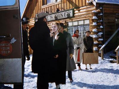 Цветной слайд, сделанный на съемках фильма «Автобусная остановка» в 1956 году.