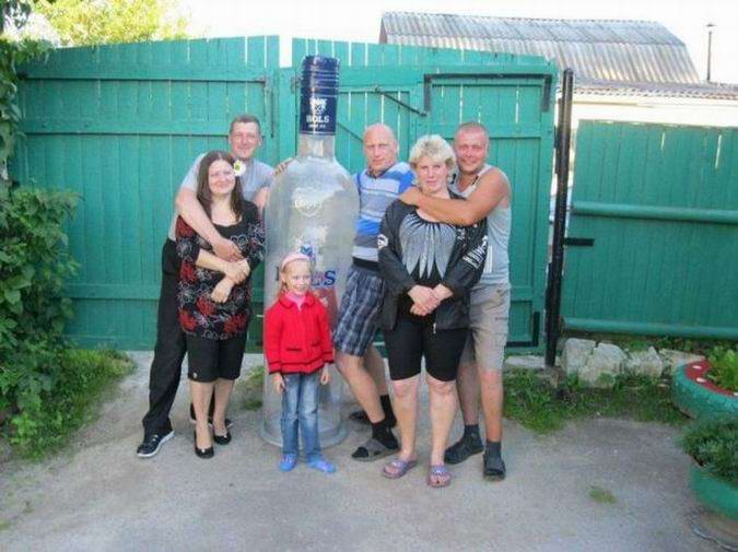 Гигантская бутылка