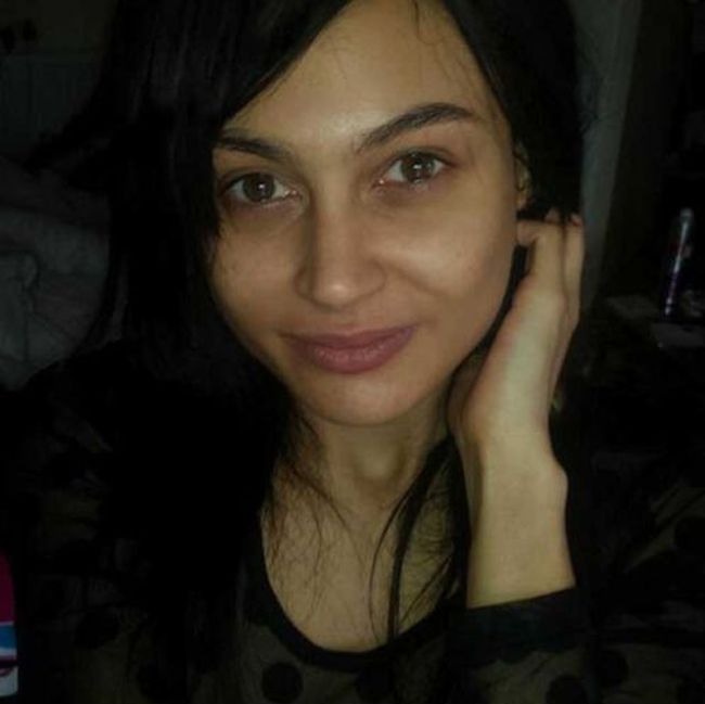 -   (17 )