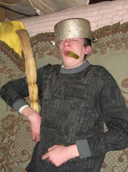 Фотожаба: Несу возмездие во имя кастрюли!