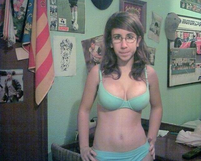  ,  ...(28 )